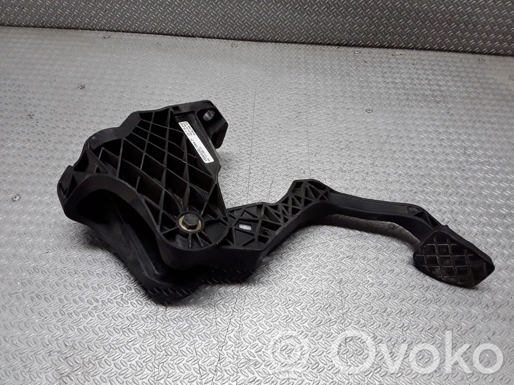 Kytkinpoljin   1K2721059CC