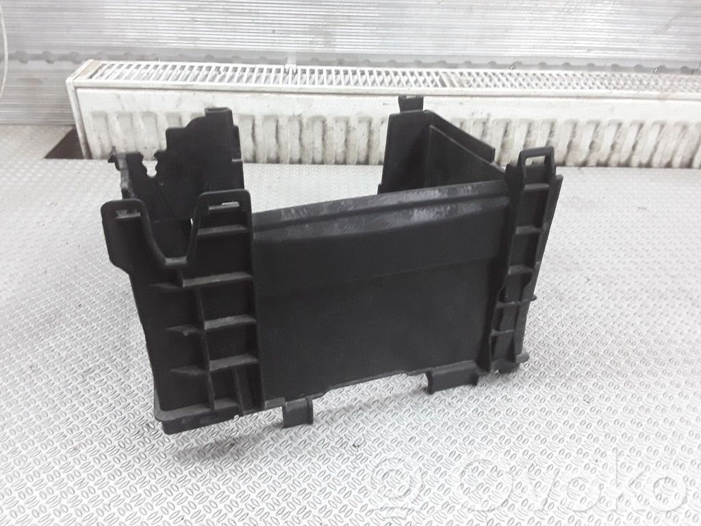 Renault Clio III Akumulatora kaste 