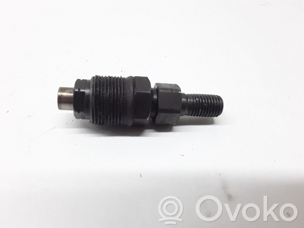 Opel Vectra B Polttoainesuutin 
