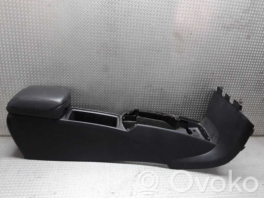 Volvo V50 Armrest 
