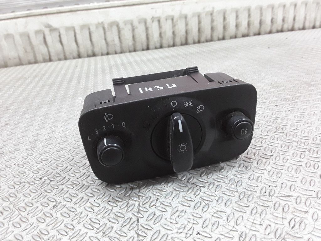 Ford Mondeo MK IV Light switch 