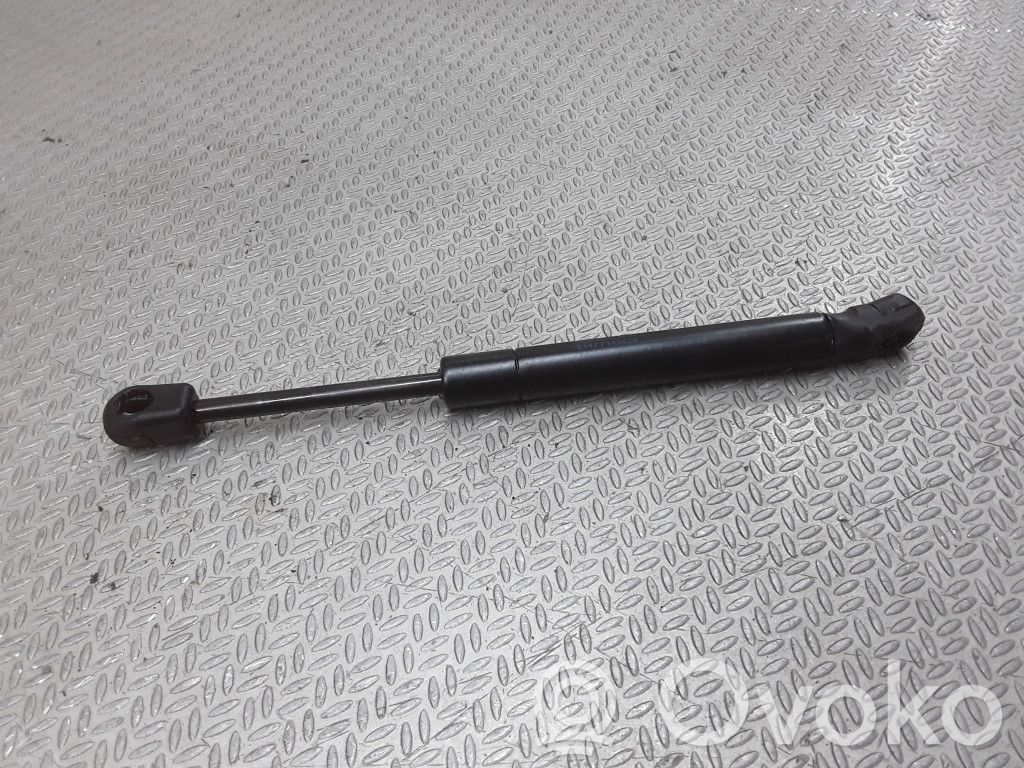 BMW 5 E60 E61 Tailgate/trunk strut/damper 