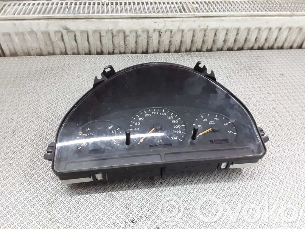 Nopeusmittari (mittaristo)   A1635407611