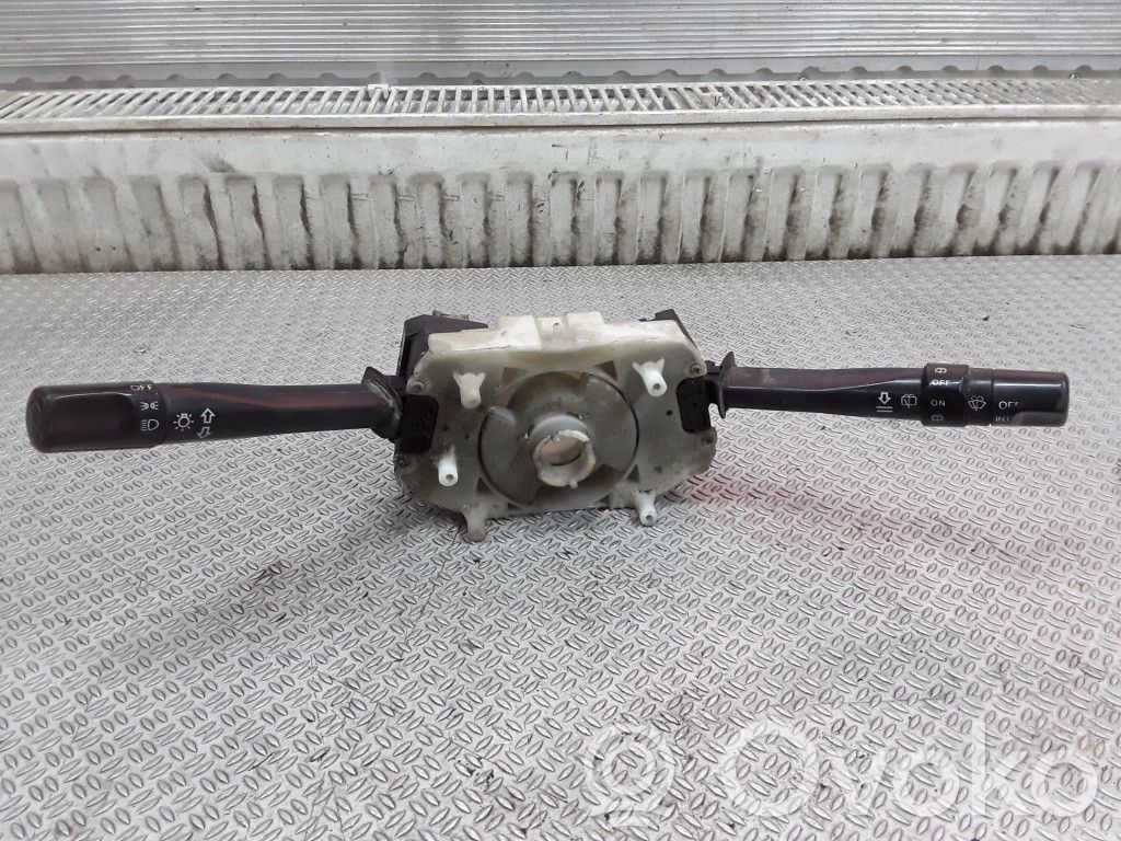 Honda CR-V Wiper turn signal indicator stalk/switch 