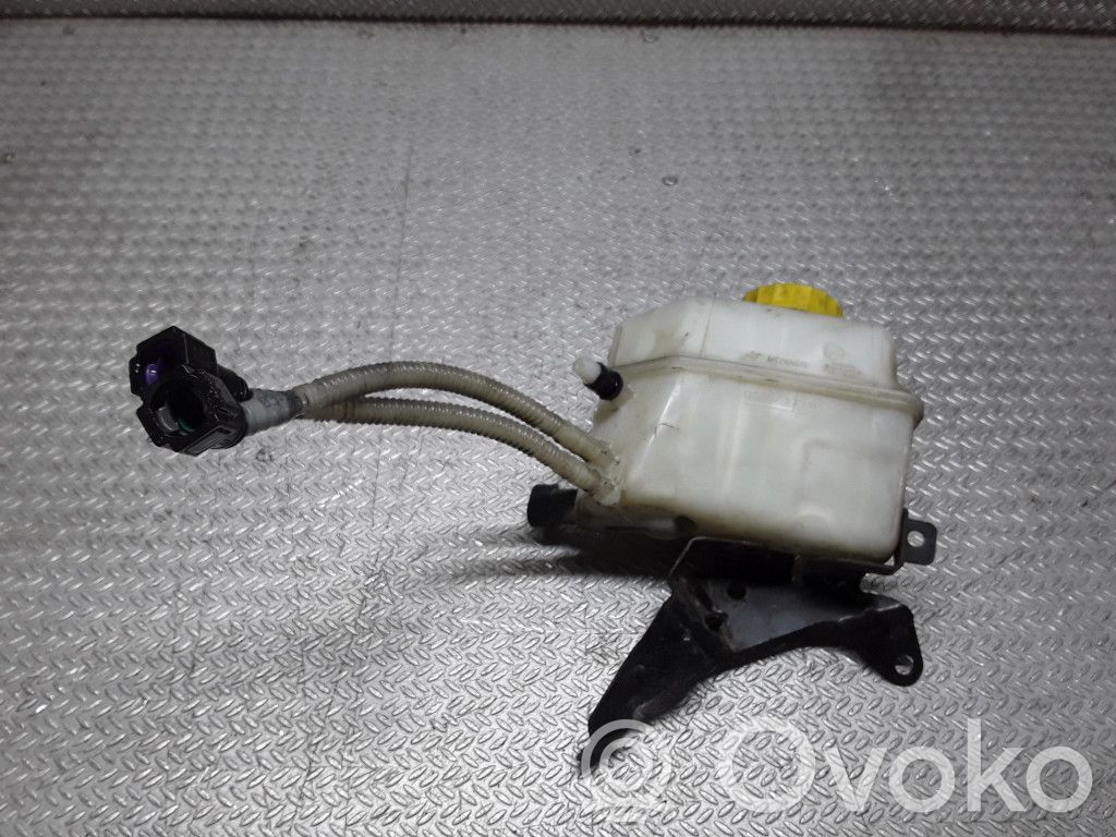 Fiat Punto (188) Zbiornik płynu hamulcowego 