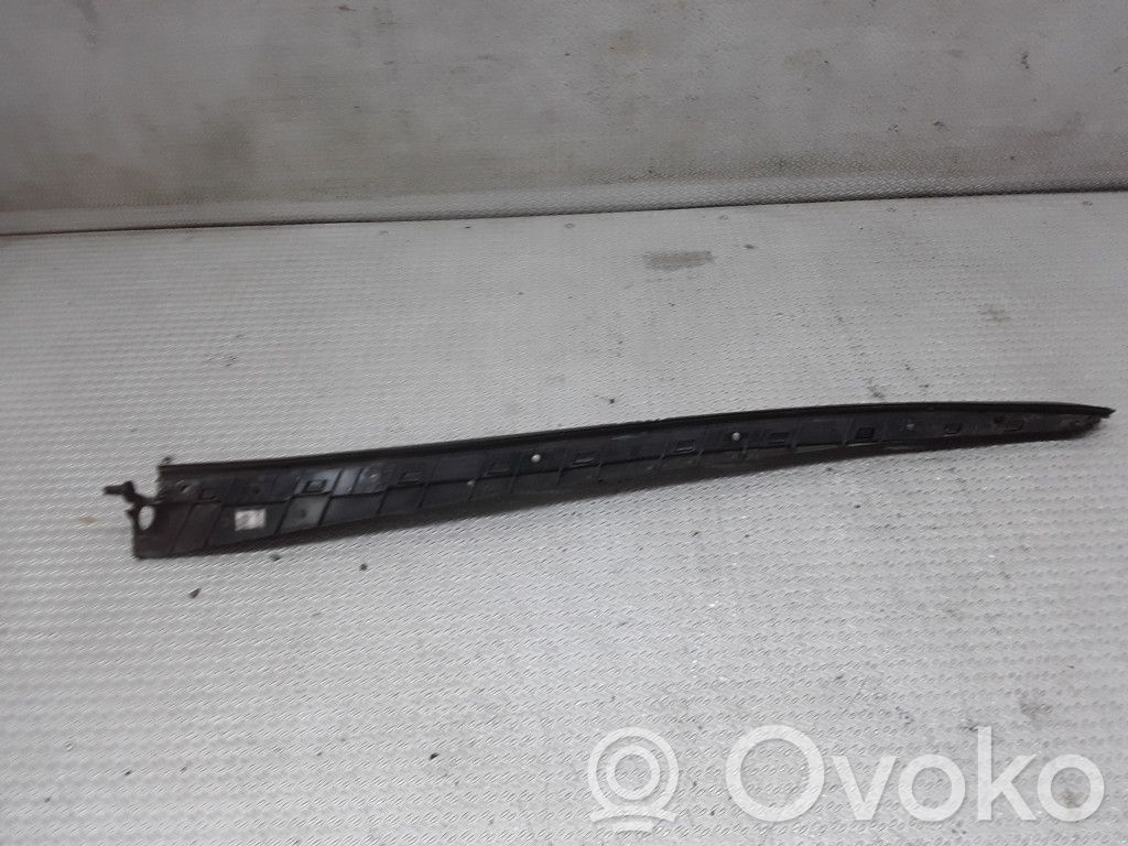 Seat Toledo III (5P) Windshield trim 