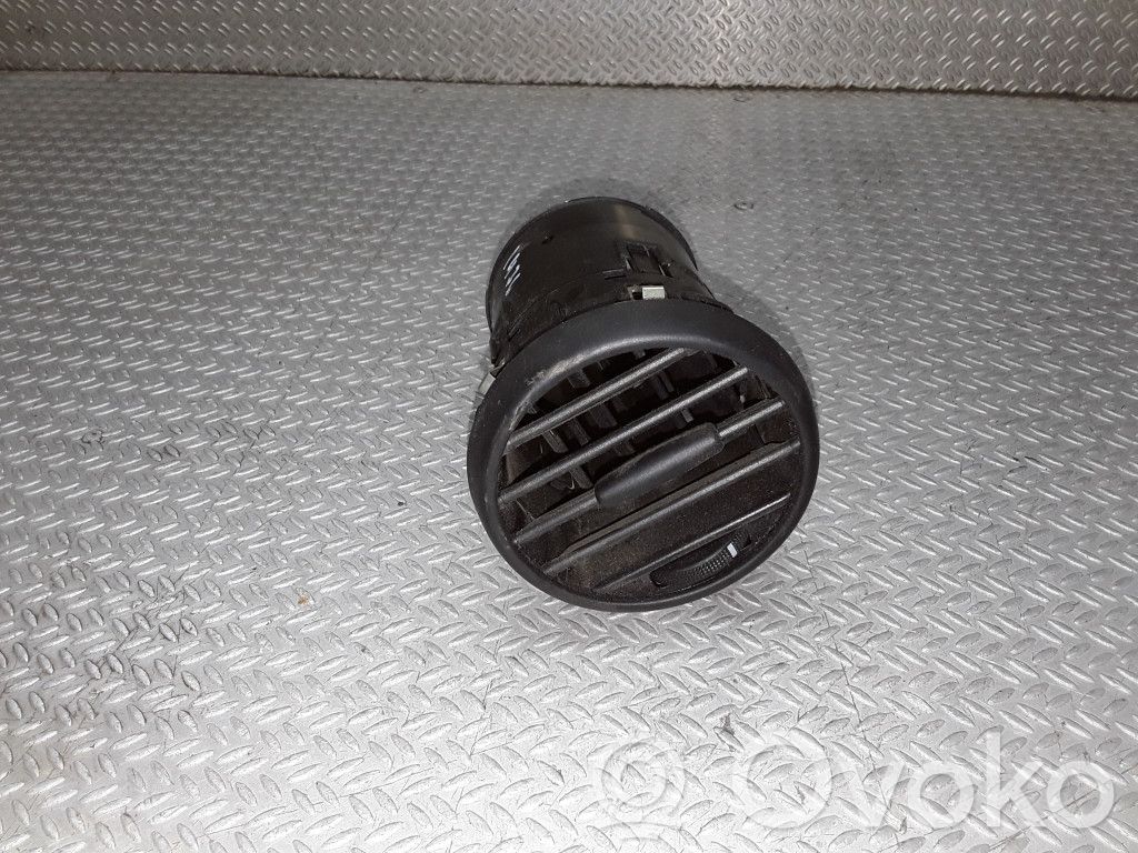 Seat Toledo III (5P) Garniture, panneau de grille d'aération latérale 