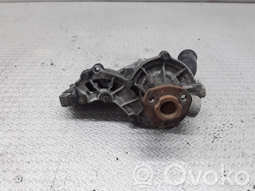 Audi A6 S6 C5 4B Vesipumppu 