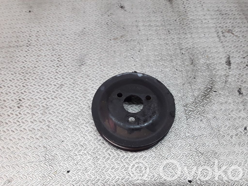 BMW 5 E39 Ohjaustehostimen pumpun hihnapyörä 