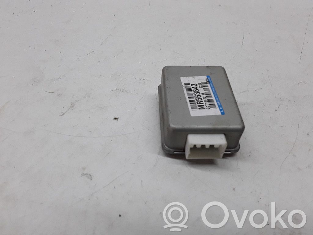 Unité de commande / module de régulateur de vitesse   MR563843