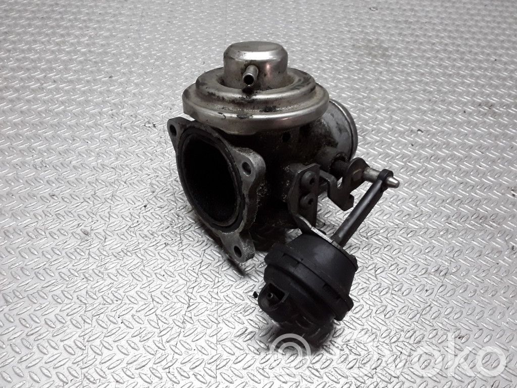 Seat Ibiza III (6L) Supapă EGR 