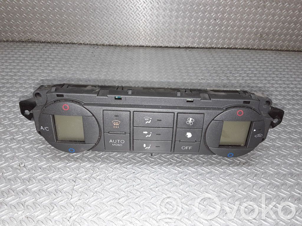 Ford Focus C-MAX Climate control unit 