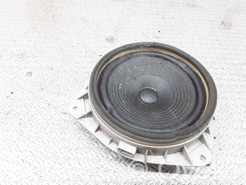 Pontiac Vibe Haut-parleur de porte avant 