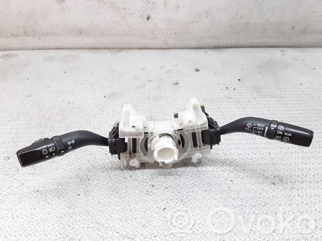 Mazda MPV Wiper turn signal indicator stalk/switch 