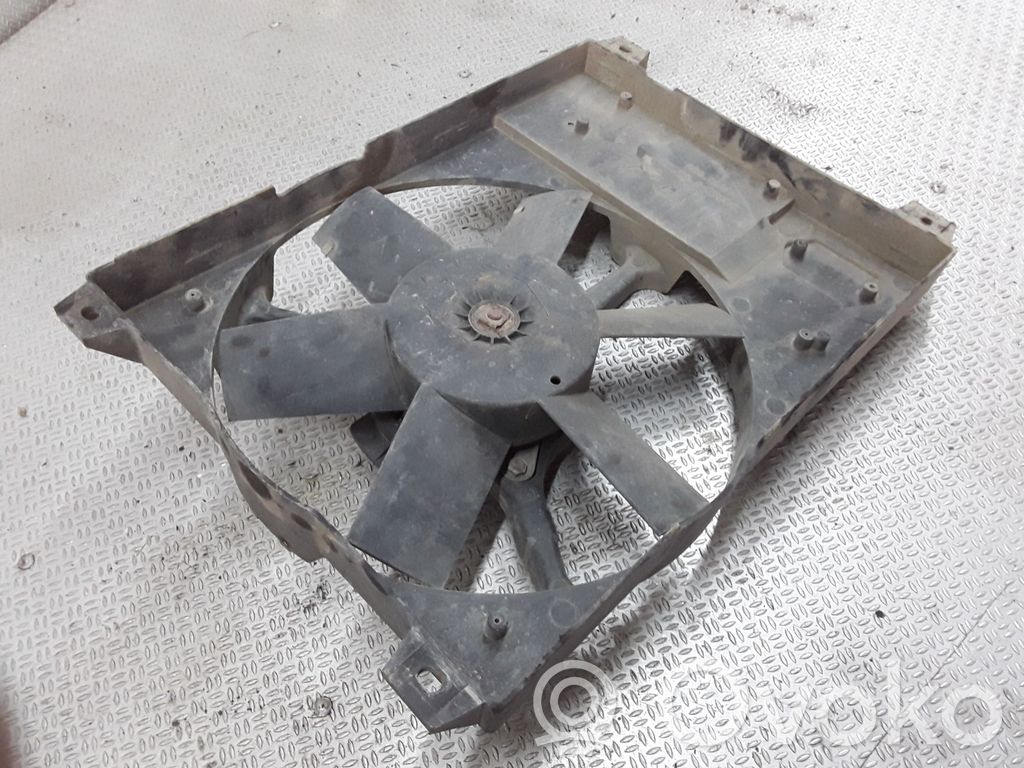Elektrisks radiatoru ventilators   8240120