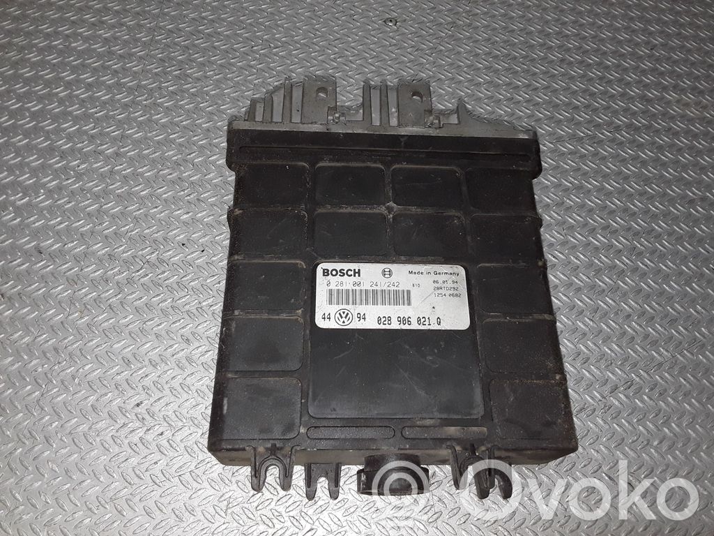 Volkswagen Golf III Engine control unit/module 