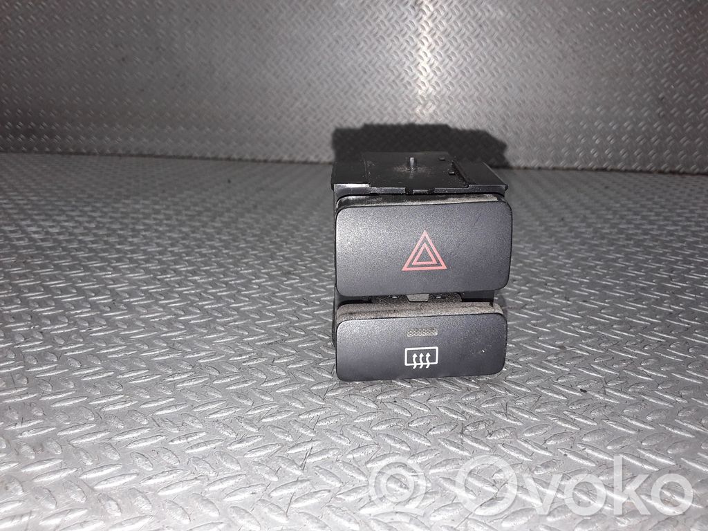 Toyota Corolla Verso E121 Hazard light switch 
