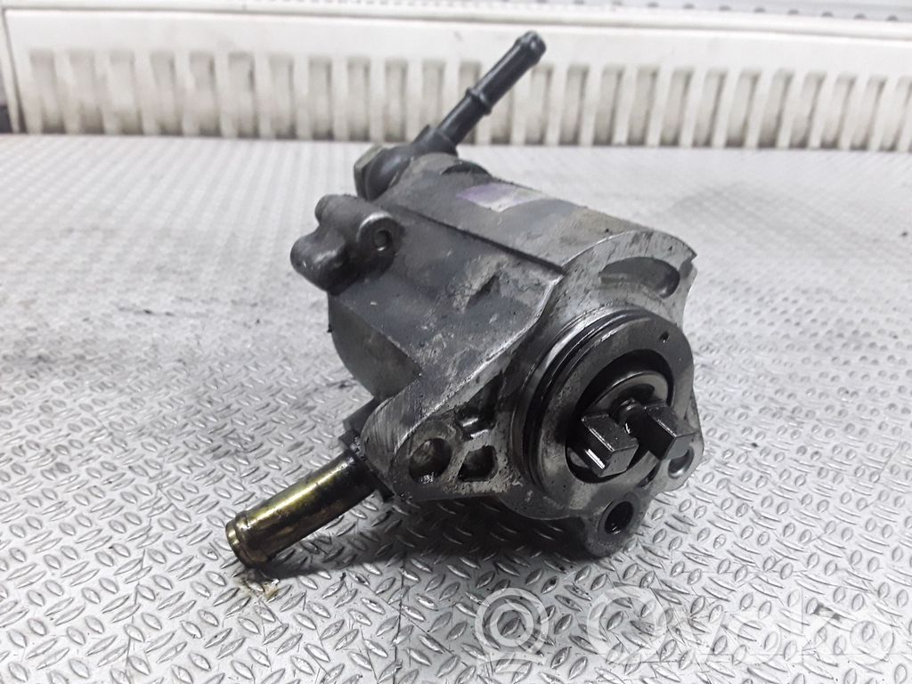 Toyota Avensis T250 Pompă vacuum 