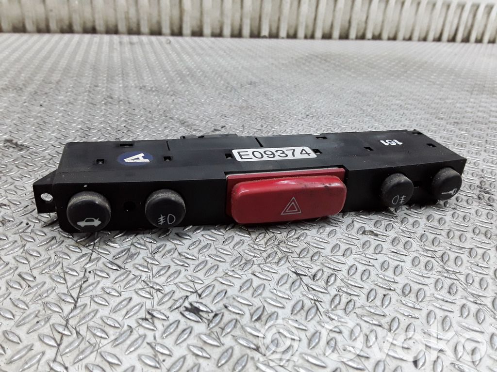 Alfa Romeo 147 Hazard light switch 