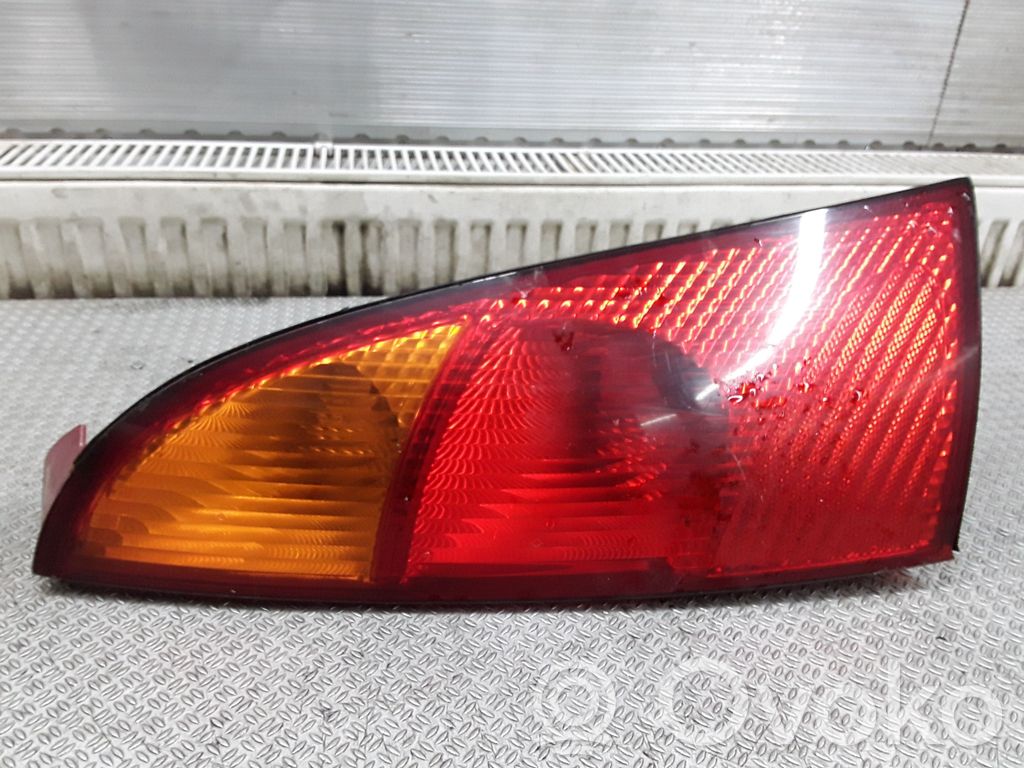 Rear/tail lights   CW170R