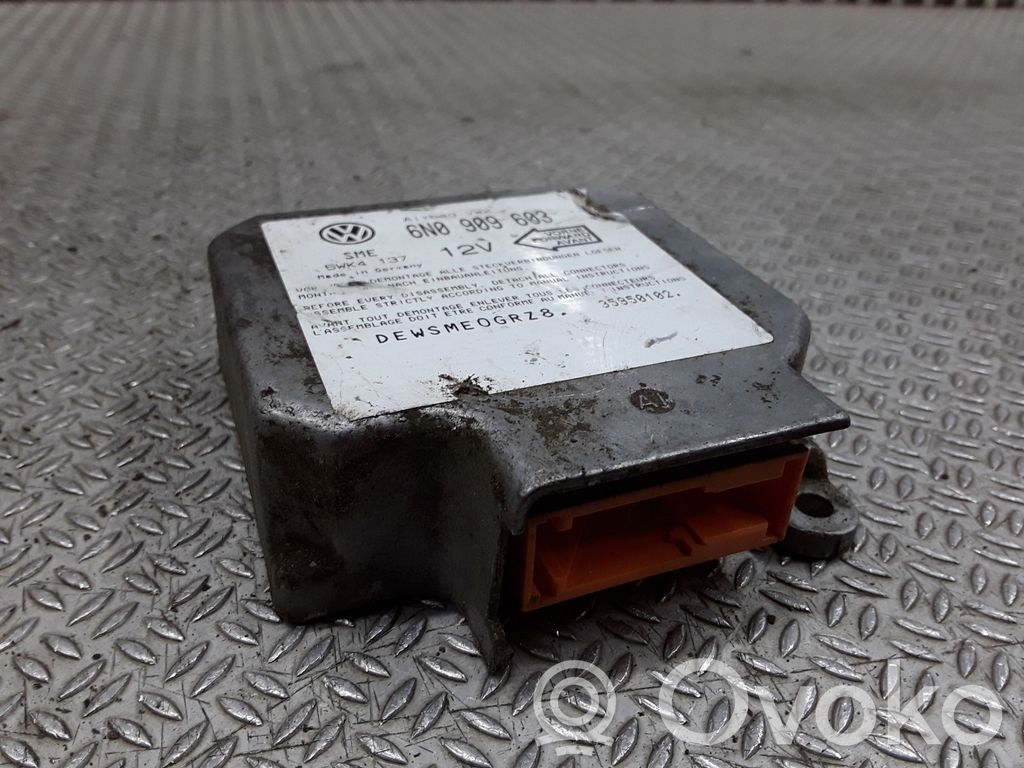 Airbagsteuergerät   6N0909603