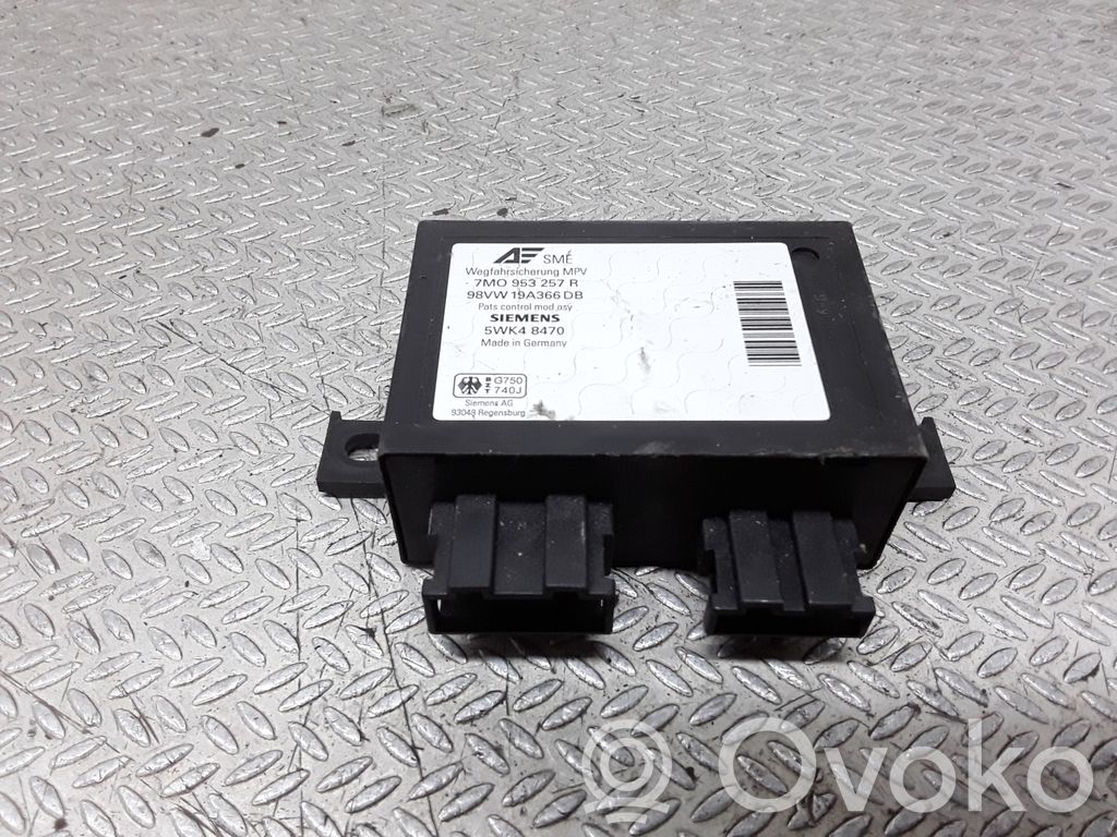 Unidad de control/módulo inmovilizadora   7M0953257R,98VW19A366DB