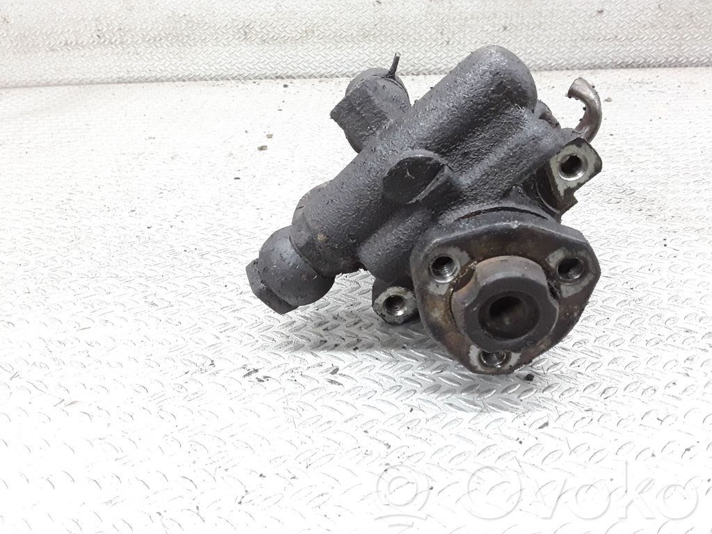 Volkswagen Polo IV 9N3 Pompa servosterzo