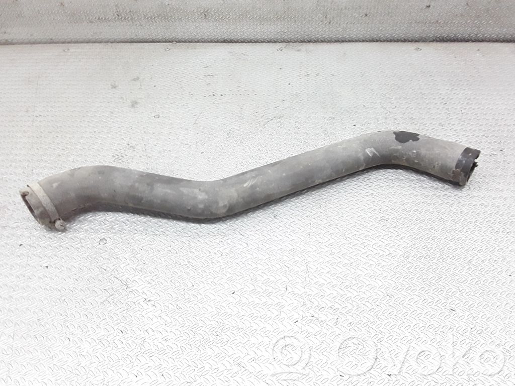 Engine coolant pipe/hose