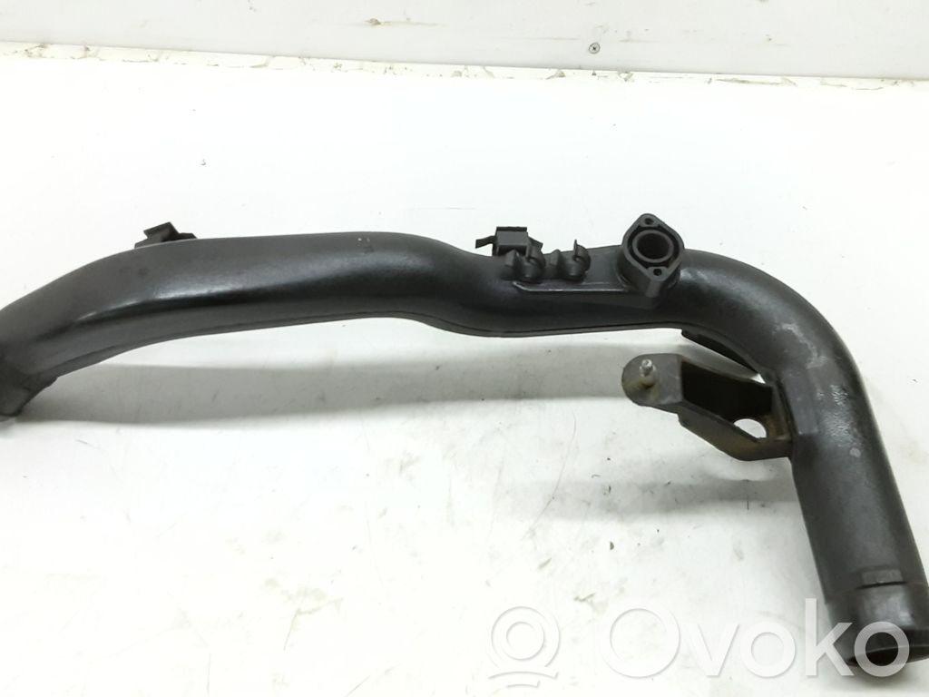 Volkswagen PASSAT B5 Intercooler hose/pipe 