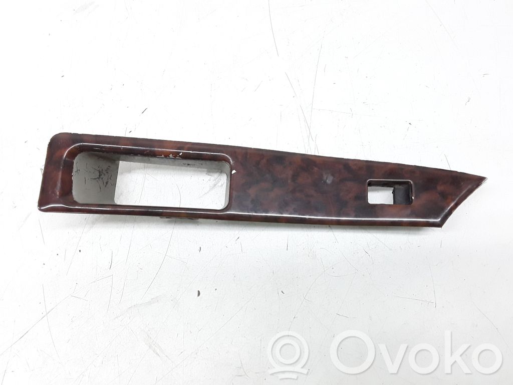 Front door interior handle trim   4D1959522