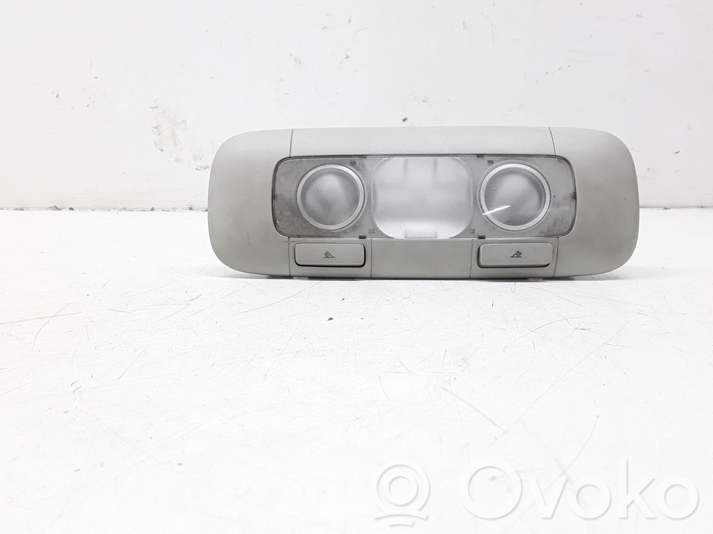 Volkswagen Golf Plus Lampka podsufitki tylna 