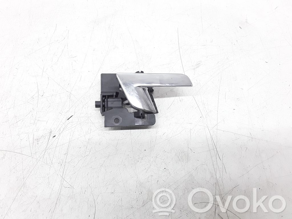 Front door interior handle   3D0837618C