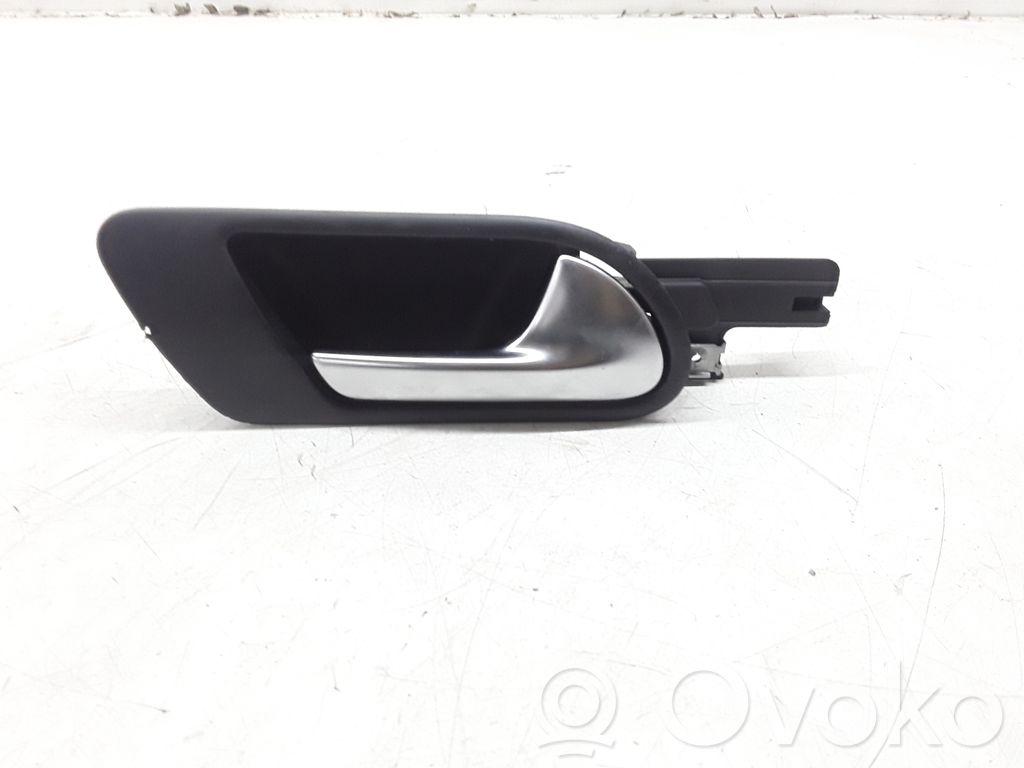 Volkswagen Jetta V Manecilla interna puerta delantera 