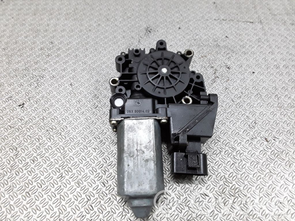 Audi A4 S4 B5 8D Asa reguladora de la puerta trasera 
