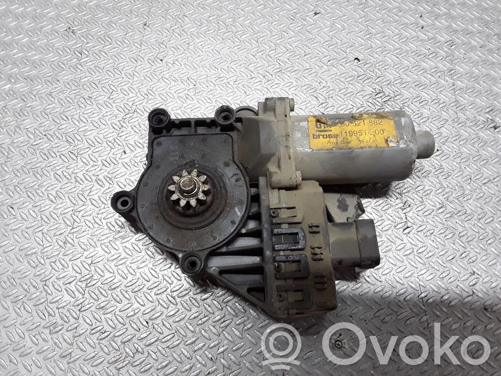 Opel Astra G Motor del regulador de la ventanilla de la puerta delantera