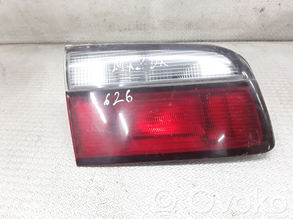 Tailgate rear/tail lights   R2267L