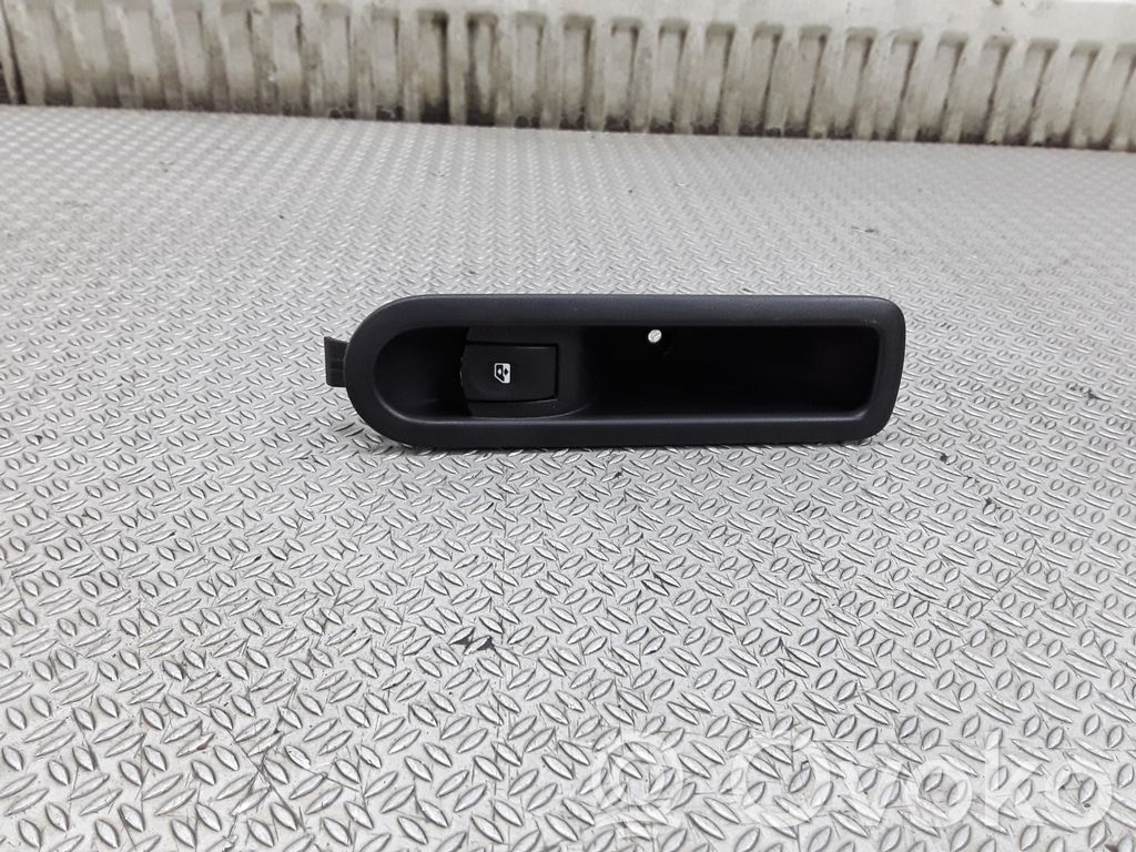 Renault Modus Electric window control switch 