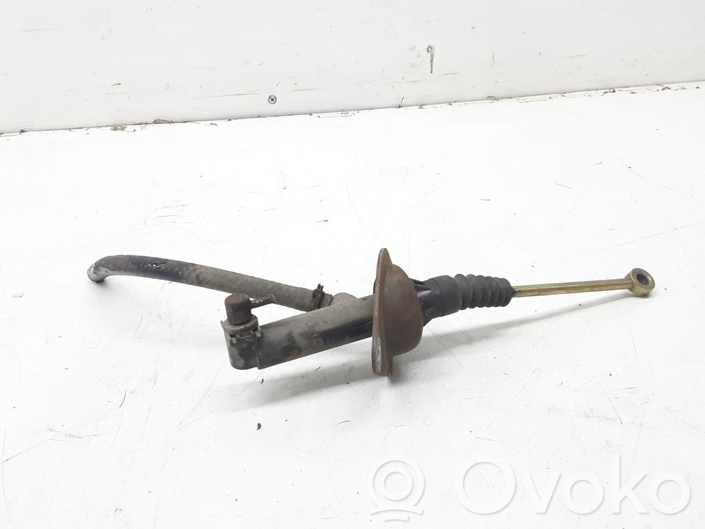 Kupplungsgeberzylinder   YC157A543AG
