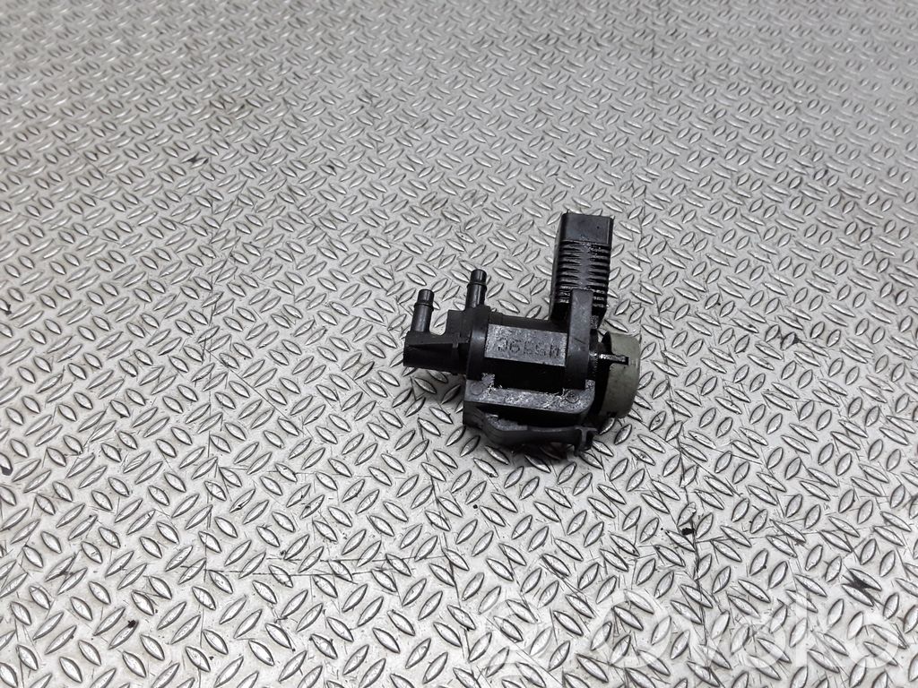 Electroválvula del turbo   1K0906283A