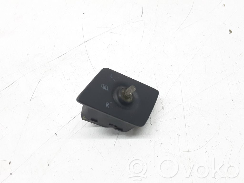 Volkswagen Polo Interruptor del espejo lateral 