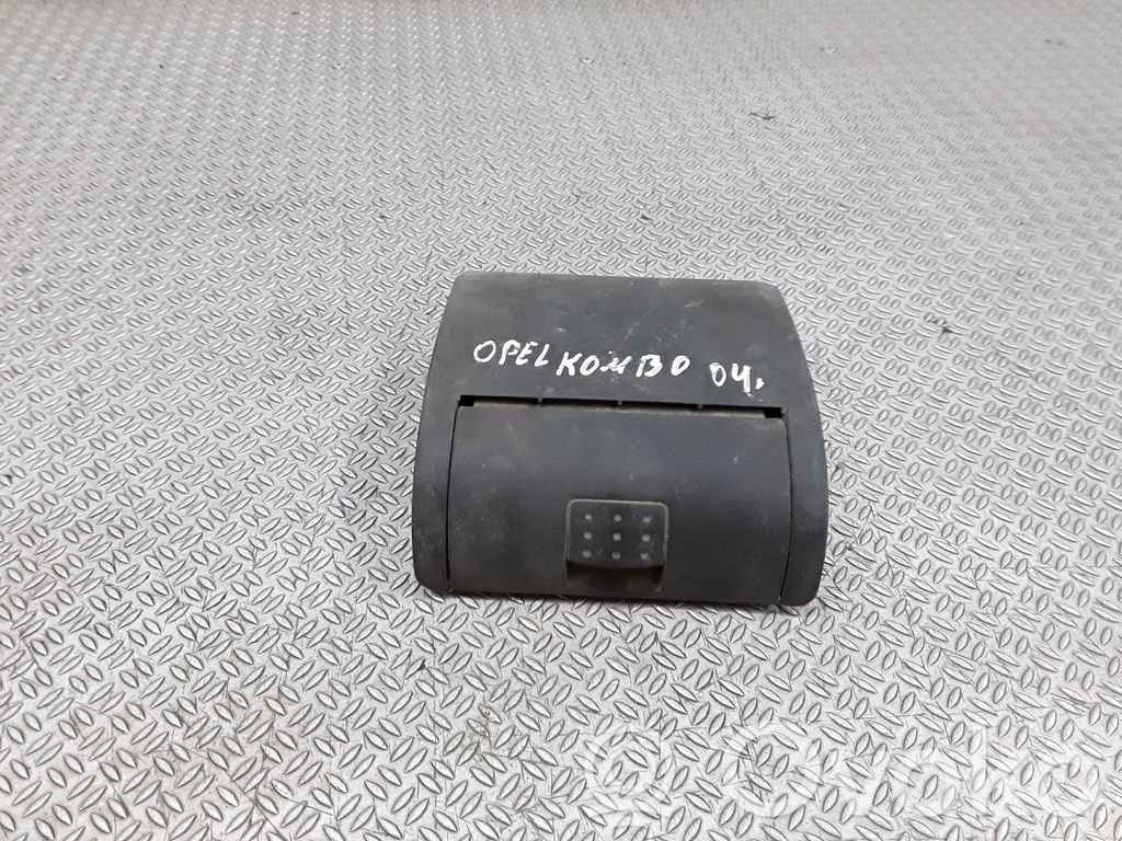 Opel Corsa C Car ashtray 