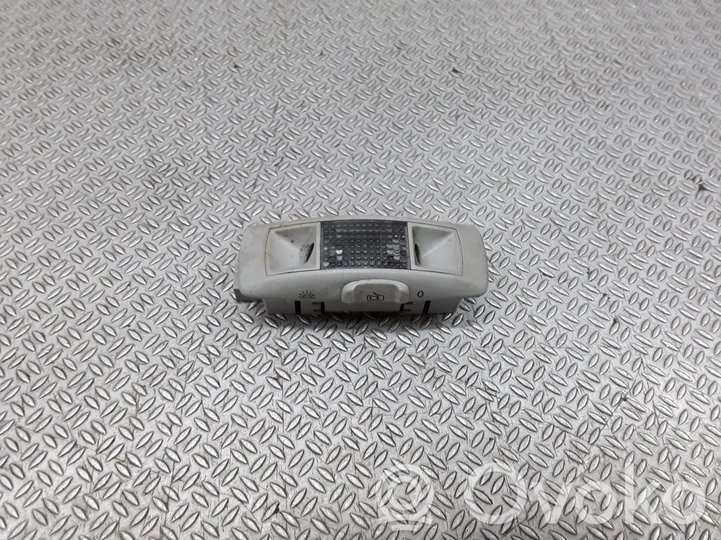 Éclairage lumière plafonnier arrière
