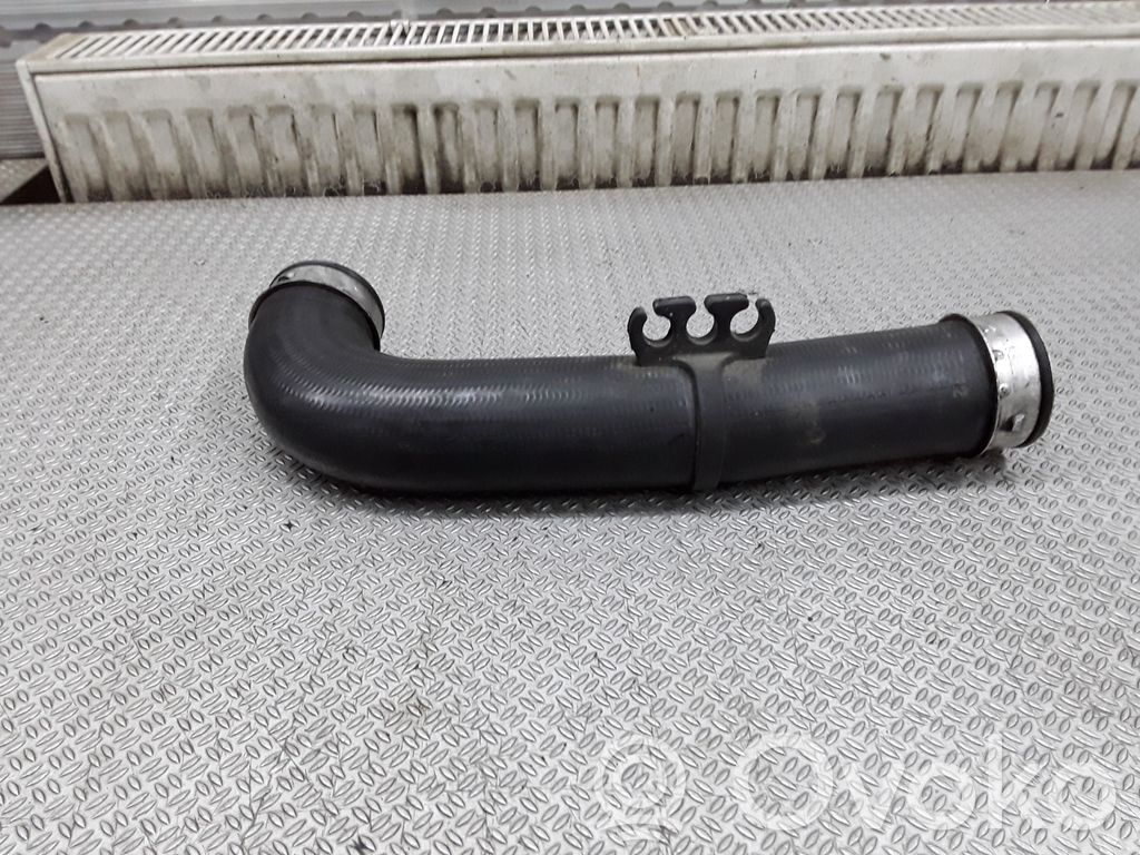 Furtun/conductă intercooler   1K0145838C