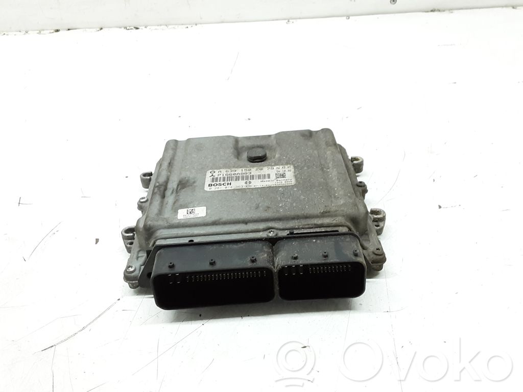 Mitsubishi Colt Engine control unit/module 