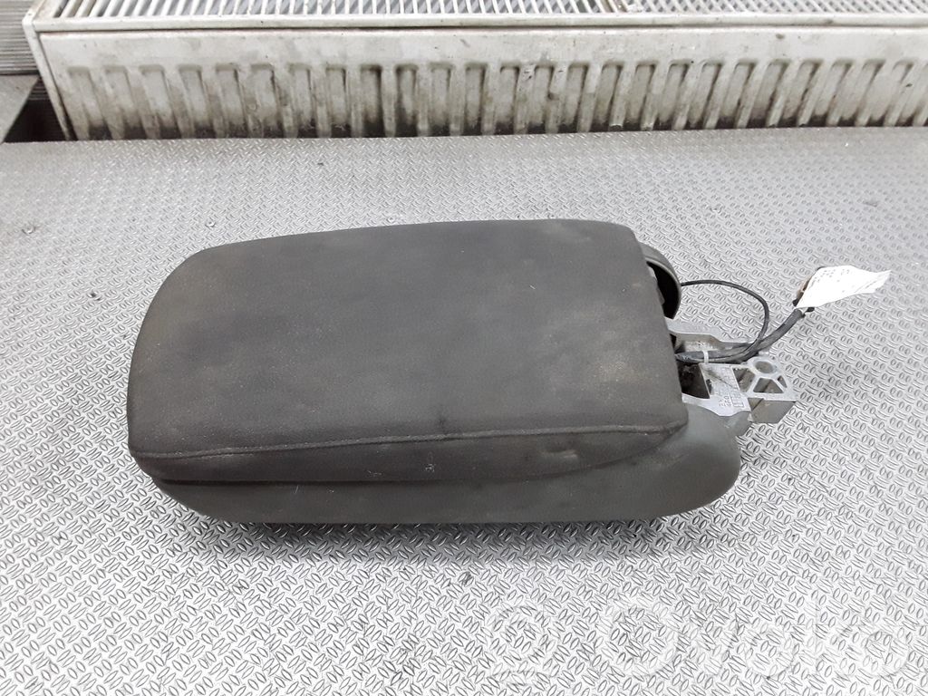 Audi A6 S6 C6 4F Armrest 