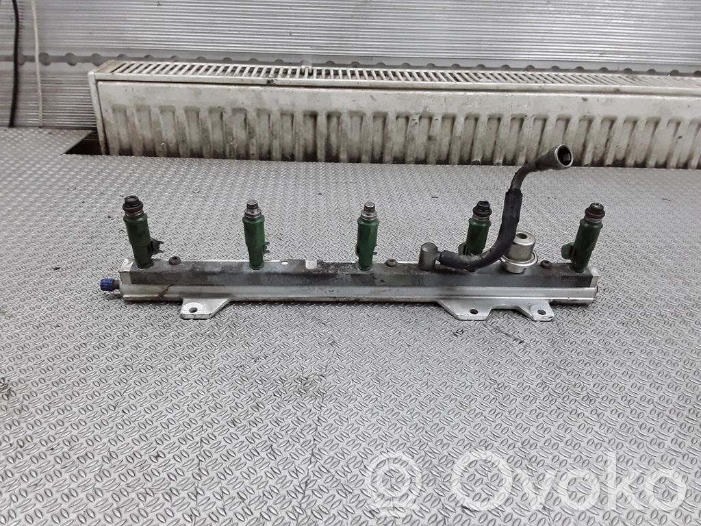 Volvo V70 Tubo principal de alimentación del combustible 