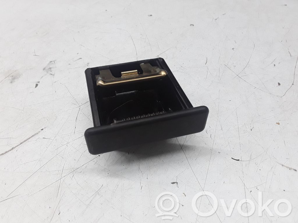 Car ashtray   FAB21H251