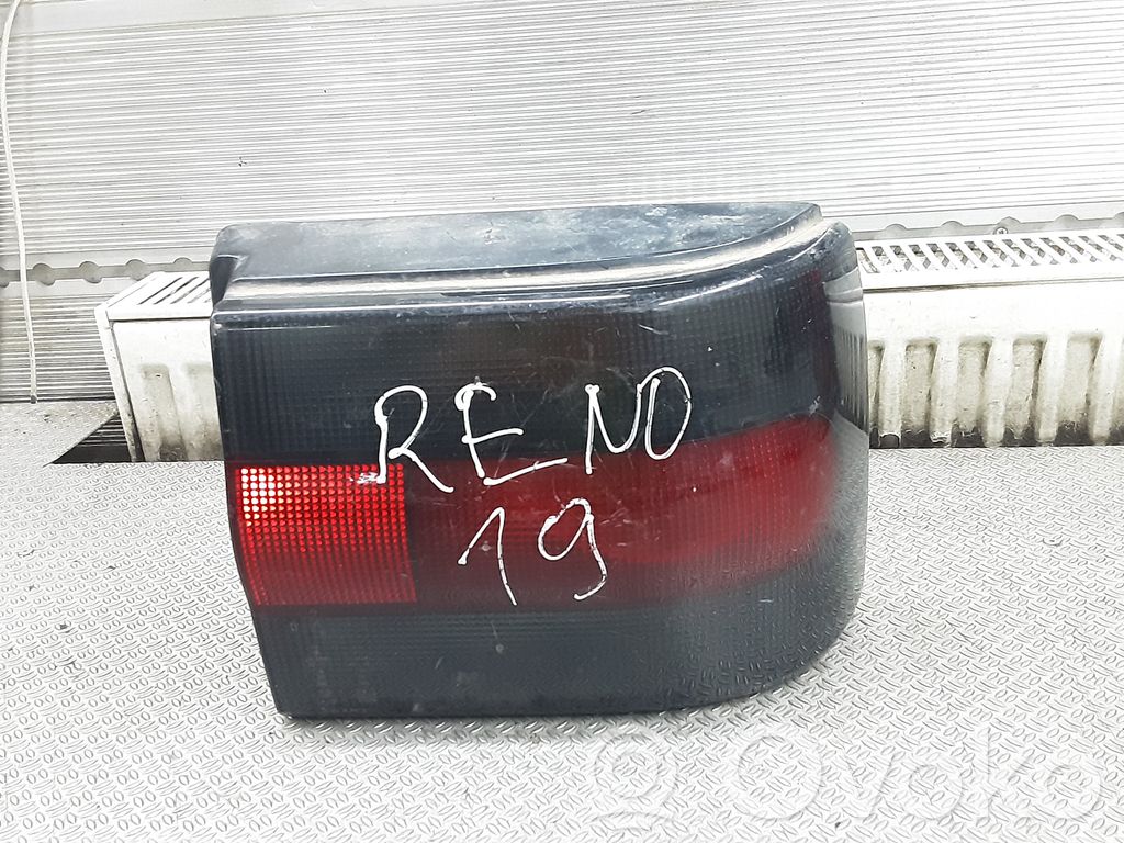 Rear/tail lights   7700815980