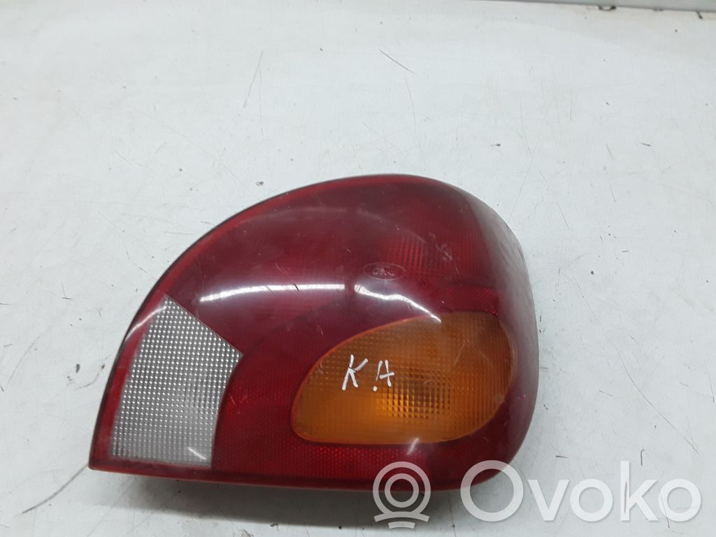 Ford Fiesta Luz trasera/de freno 