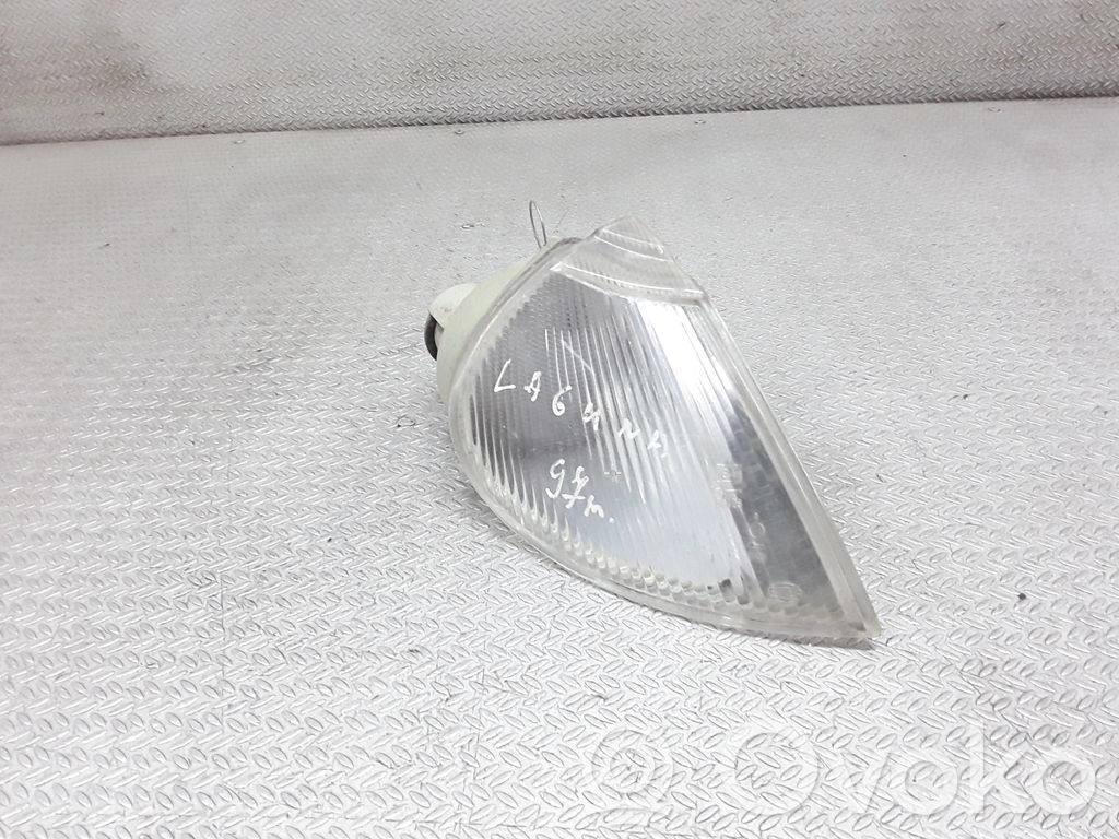 Front indicator light   D7700820127